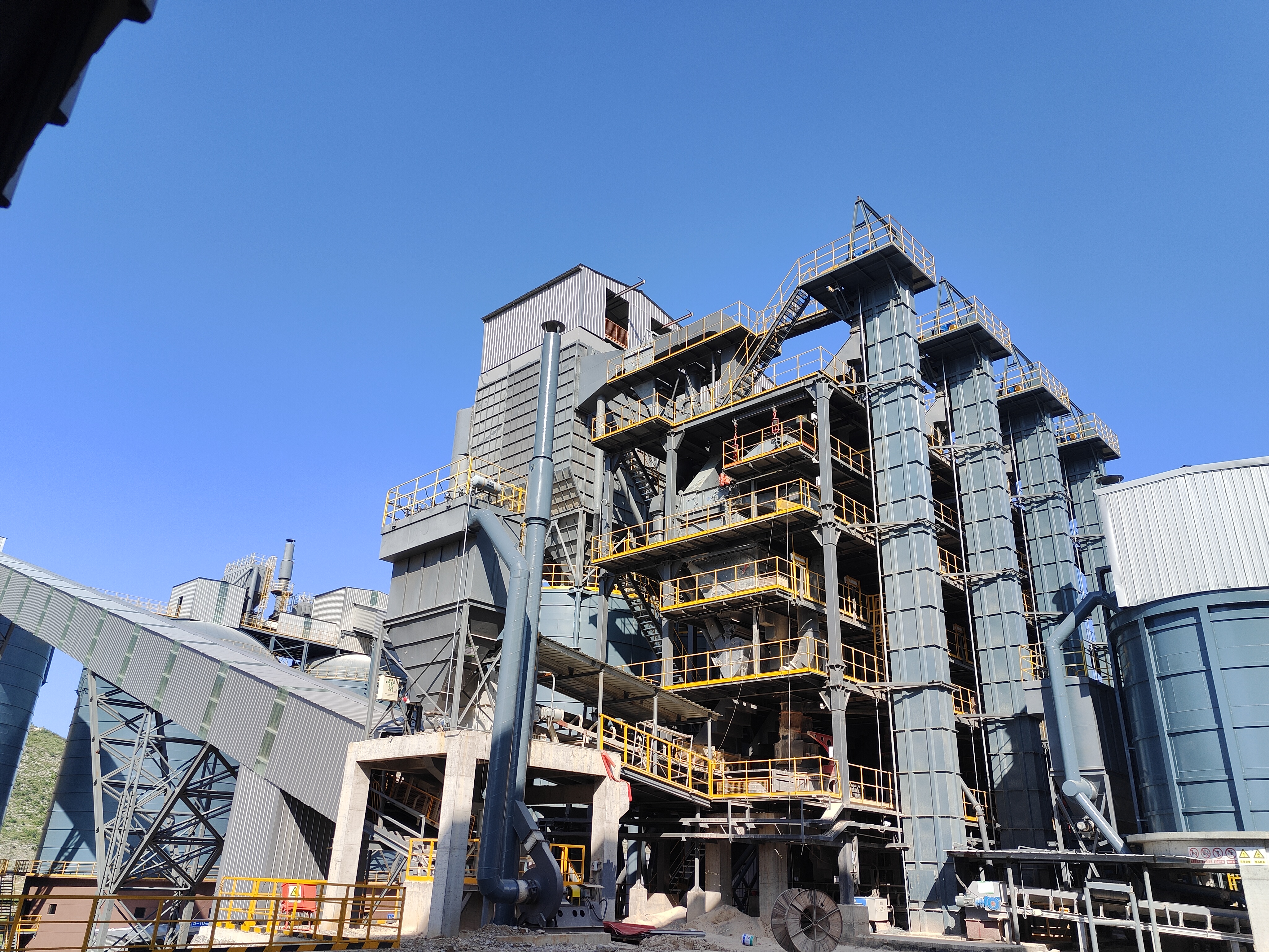 绿色智能赋能赛道升级，干法制砂楼未来市场前景深度解析